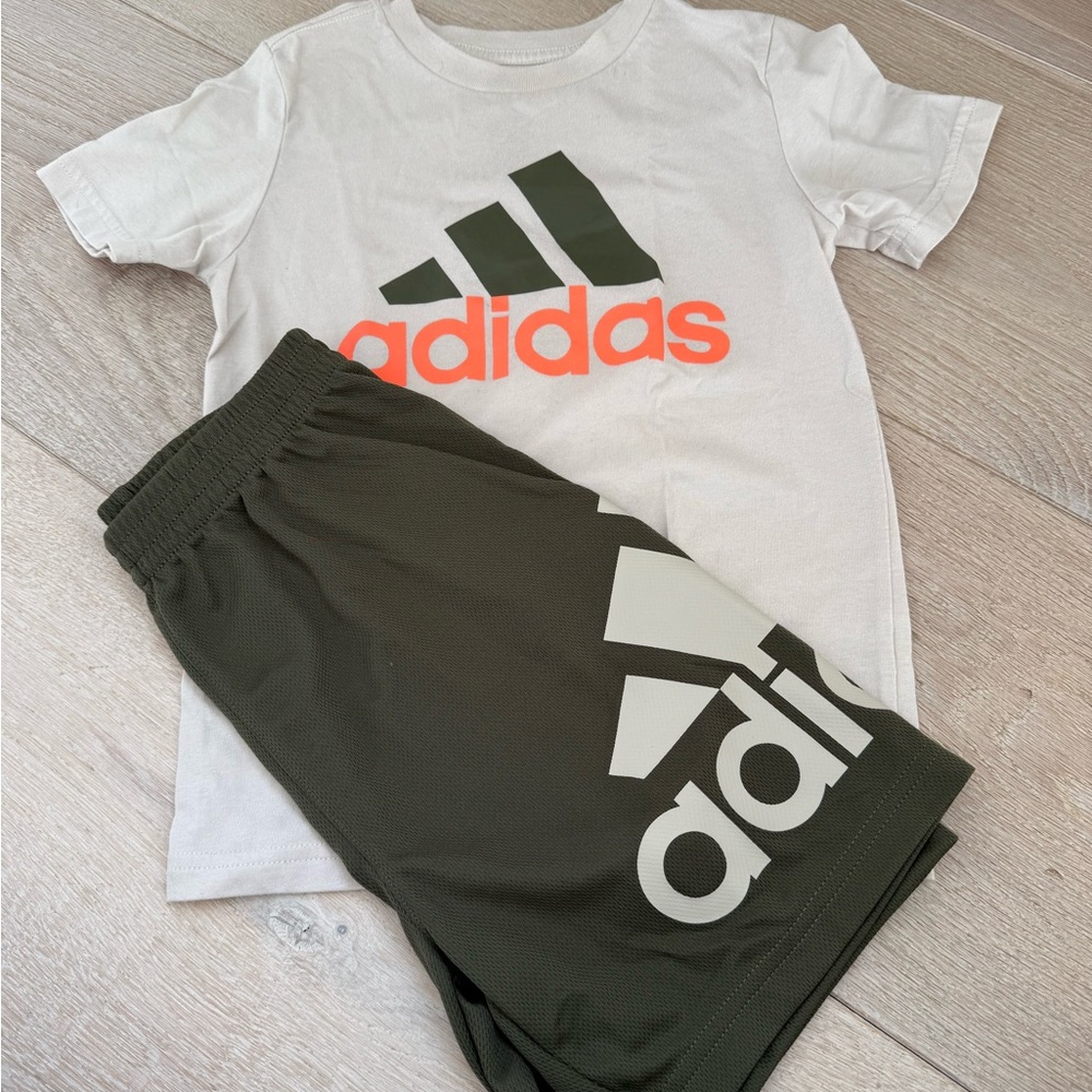 Boys brand new Adidas set (size 6)